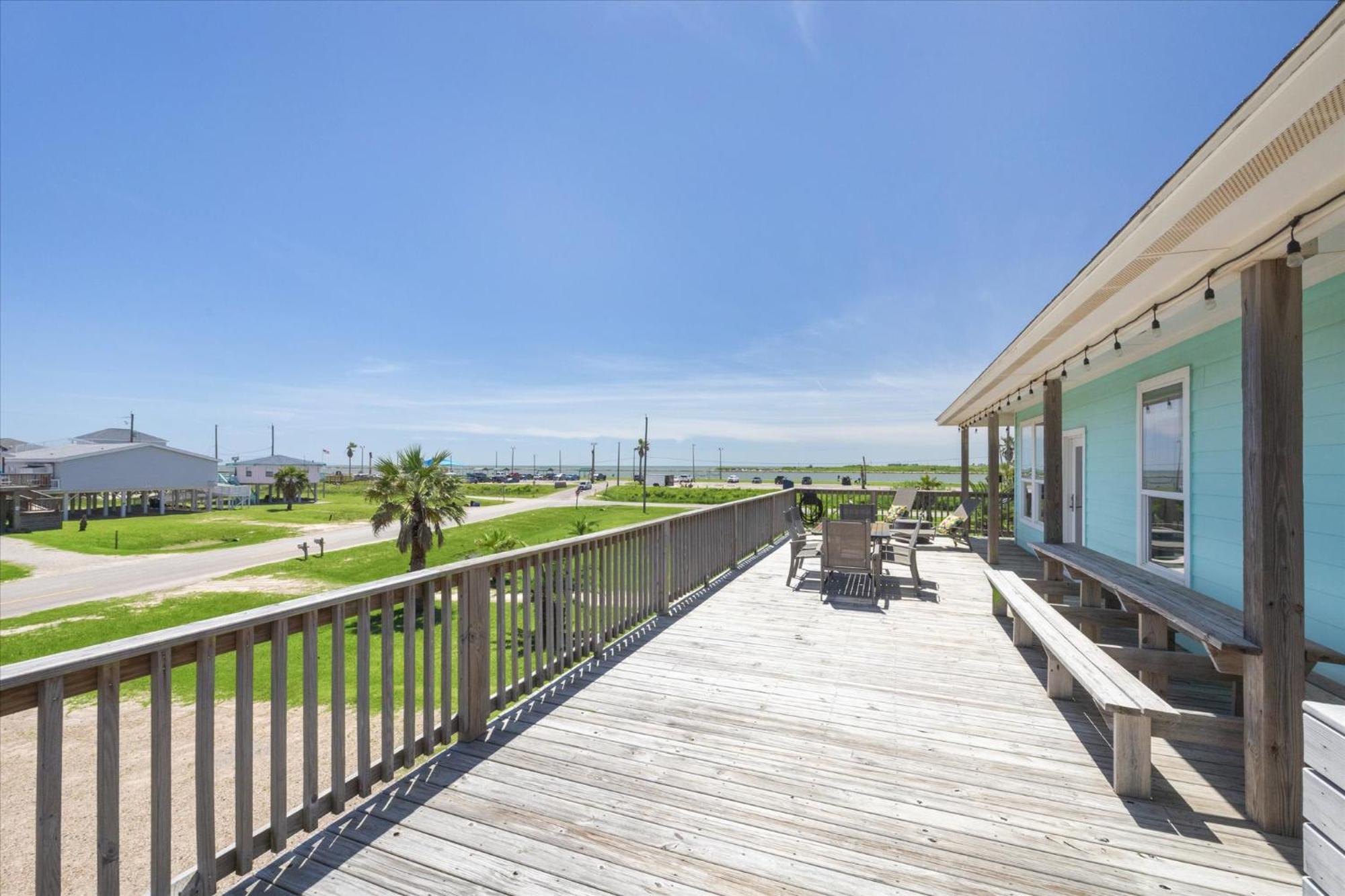 Surfside Retreat - Beautiful Views & Steps From The Beach! Villa Freeport Exterior photo